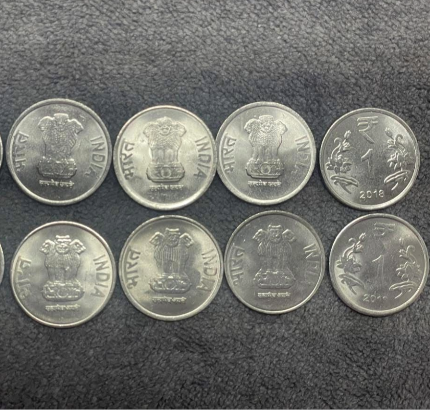 ₹1 2018 Kolkata Mule & normal coin ( 4 sets)